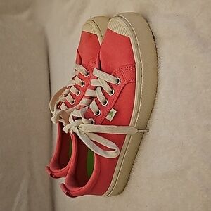 Cariuma OCA Low, Pink, Size 8